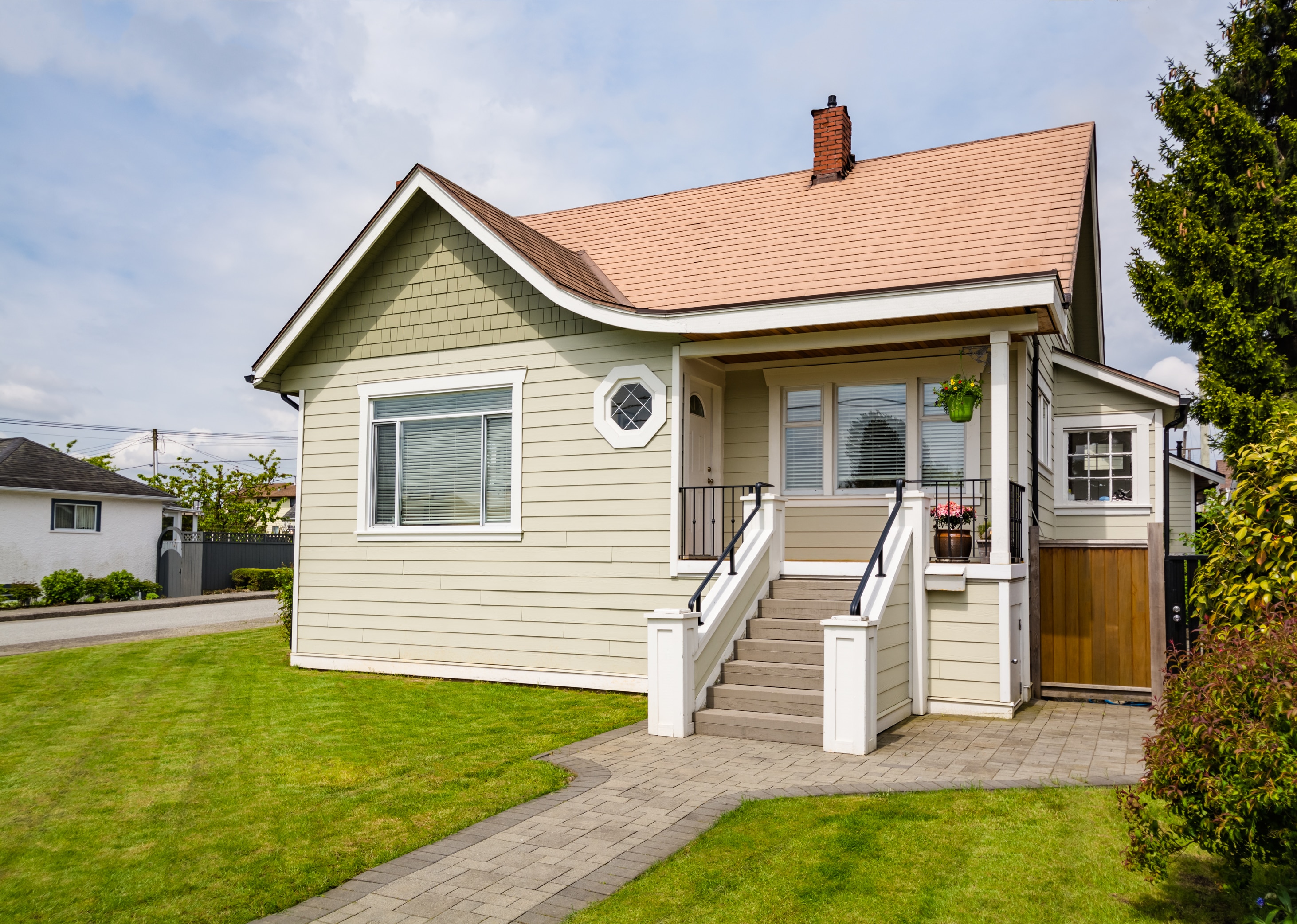 Communicating ADU Construction to Tenants: A Landlord's Guide to Smooth Transition